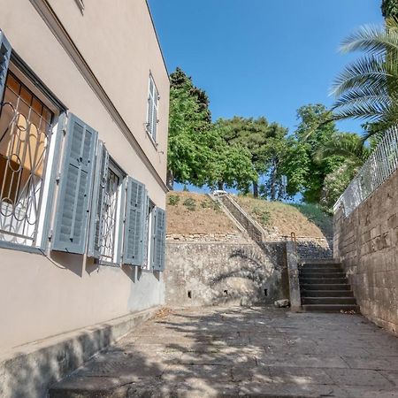 Apartment Ljube بولا المظهر الخارجي الصورة
