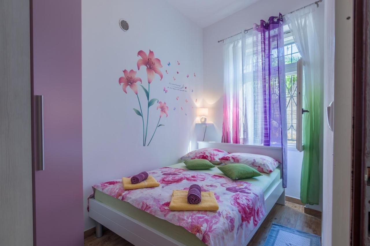 Apartment Ljube بولا المظهر الخارجي الصورة