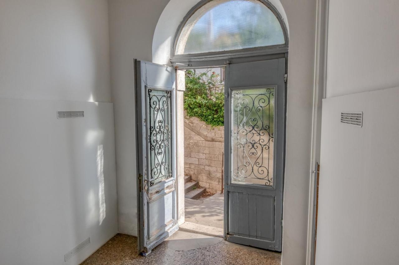 Apartment Ljube بولا المظهر الخارجي الصورة