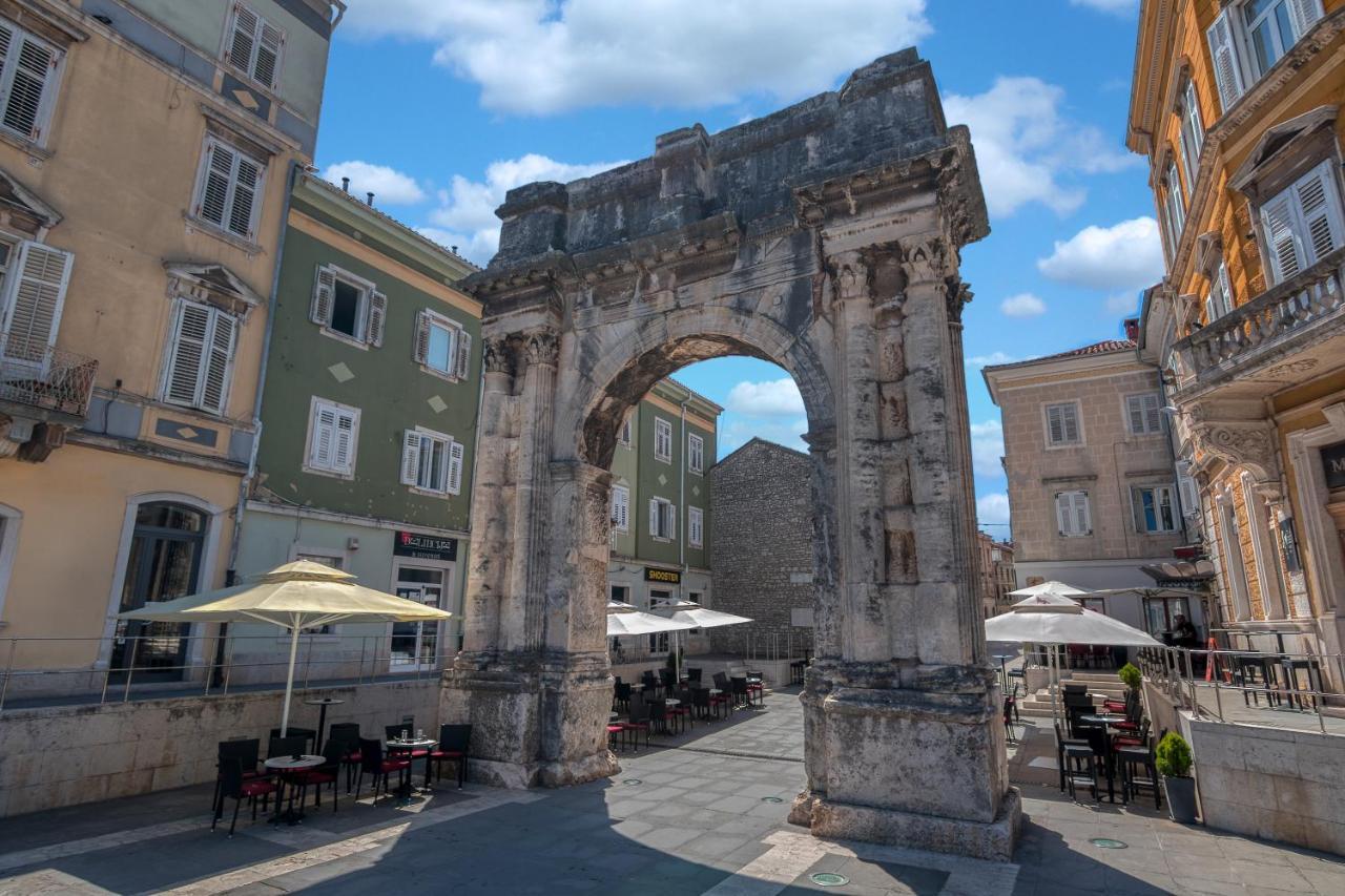 Apartment Ljube بولا المظهر الخارجي الصورة