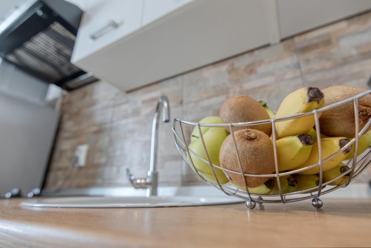Apartment Ljube بولا المظهر الخارجي الصورة